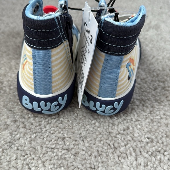Bluey Kids High-Top Sneakers - Blue,Yellow and White Toddler size 5 - Picture 4 of 7
